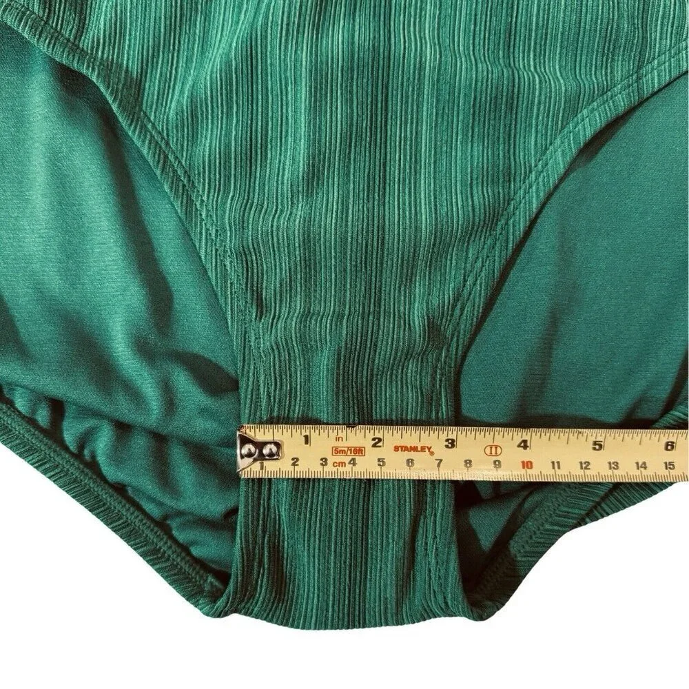 TIME & TRU Mid-Rise Bikini Swimsuit Bottoms 3X (24W-26W) Green Open Sides‎ NEW